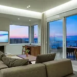 펜션 Zuzu Riviera Living