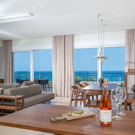 Zuzu Riviera Living בית נופש *