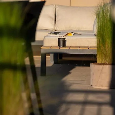 Zuzu Riviera Living בית נופש הרסוניסוס