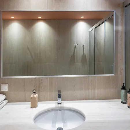 Zuzu Riviera Living Holiday home *
