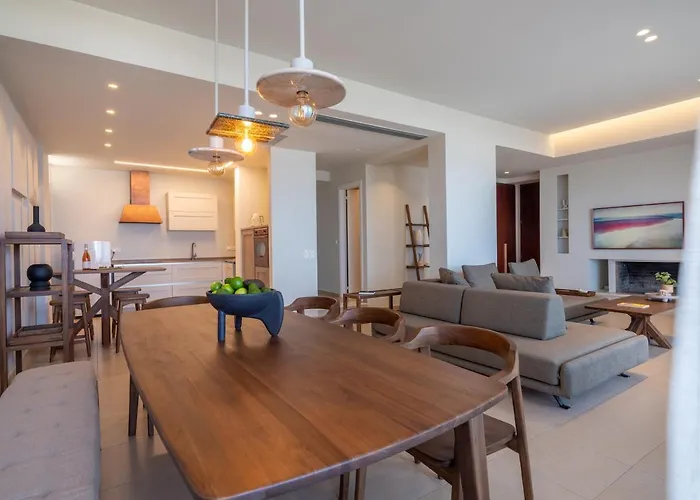 Zuzu Riviera Living * Hersonissos (Crete)