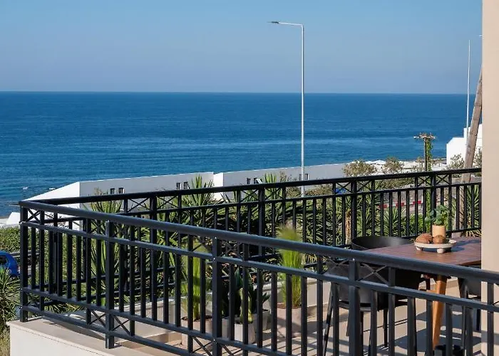 Zuzu Riviera Living * Hersonissos (Crete)